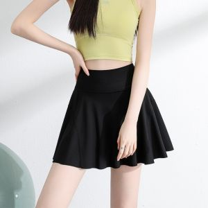 กระโปรงกีฬาสำหรับผู้หญิง กระโปรงโยคะผ้าไหมน้ำแข็งสไตล์ฤดูร้อนใหม่ ตกแต่งด้วยกระเป๋า กระโปรงทรงเอป้องกันการสัมผัส สี่สี ไซส์ใหญ่