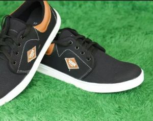 Sepatu Santai Keren Murah: Pilihan Casual Terbaik