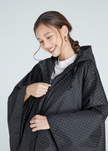 เสื้อกันฝน เสื้อคลุมกันละออง เสื้อคลุมเปลี่ยนเสื้อผ้า Raincoat High Quality