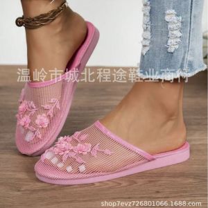 Coarse Mesh Embroidered Home Shoes Mule-Style Slip-On Slippers Leather Upper No Heel Closed-Toe Flat-Soled Elegant Slippers