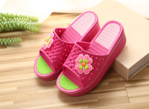 Free Shipping New Style Home Slippers Non-Slip Beach Sandals WomenS Flip-Flops WomenS Wedge-Heeled Platform Sandals