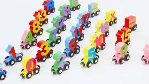 Wood Magnetic Digital Train Three-Year-Old Boys and Girls Wood Letters Assembled Drag Building Blocks Toy Car
