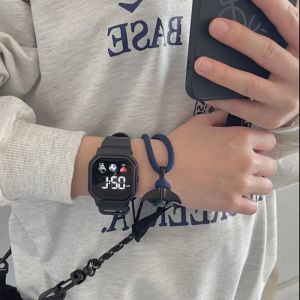 Elctech นาฬิกาข้อมืออัจฉริยะแบบดิจิตอลนักบินอวกาศ LED สำหรับเด็กกันน้ำเรียบง่ายแฟชั่นลำลอง