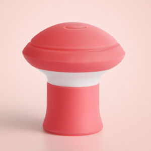 YOlanda Fuan เครื่องนวดหน้า หน้าเรียว ยกกระชับใบหน้า เครื่องมือ V น่ารัก พกพาสะดวก ลายกฎหมาย ต่อต้านริ้วรอย eli