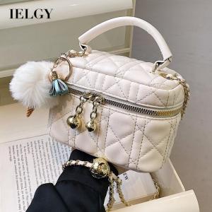 IELGY Worn cross-body small square bag summer new versatile texture stylish furball rhomboid chain tote
