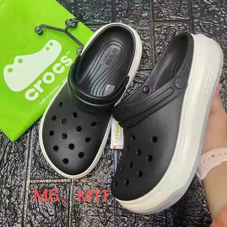 Crocs for 2025 men new arrival