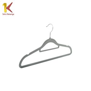 Satu Keluarga Hanger Baju Gantungan Beludru Tidak Licin C1128 Gantungan Baju Aesthetic Anti Slip