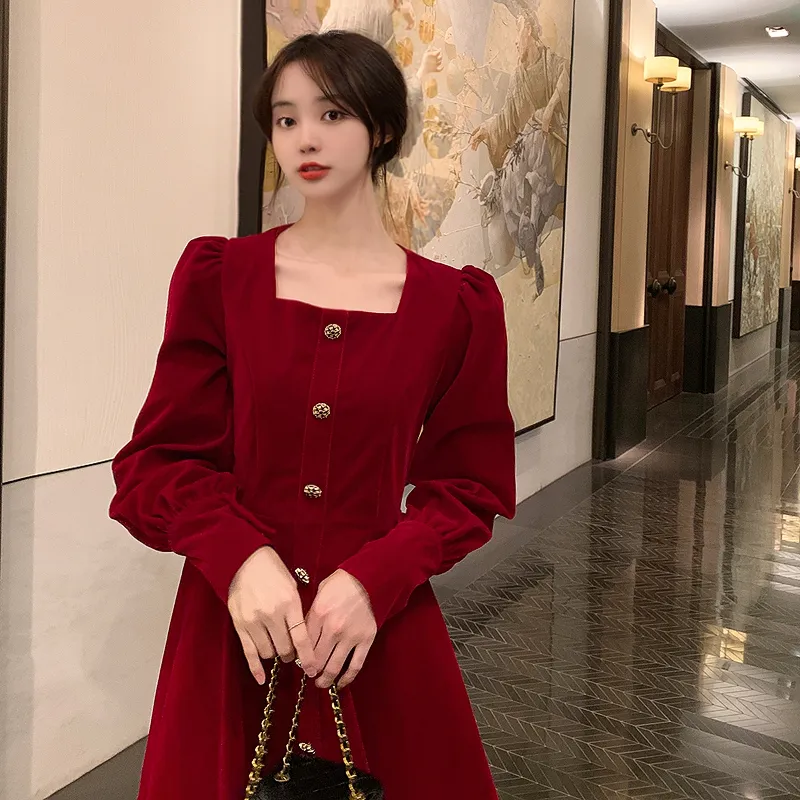 Christmas New Year Retro Red Velvet Dress Single-breasted Design Puff  Sleeve Square-neck Cinched Slimming Dress