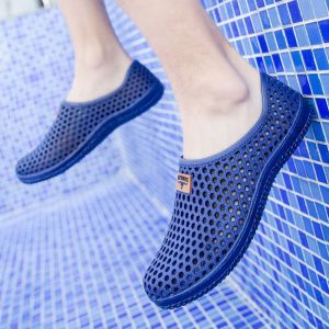 Mens Sandals with Holes 2023 New Mens Summer Beach Shoes Breathable Closed Toe Student Soft Bottom Non-Slip Running TikTok ㏇L0529