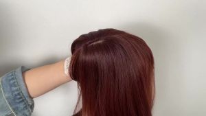 Long Wavy Auburn Wigs for Women Natural Synthetic Hair Heat Resistant Wigs for Daily & Party Cosplay Use- 24 Inches