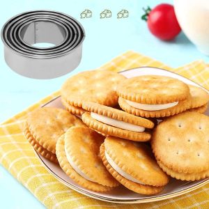 EFFIEO 5Pcs Round Biscuit Mold Set Stainless Steel Graduated Sizes Baking Mould Scone Cutters Non-Rust Pastry Baking Circle Ring Baking
