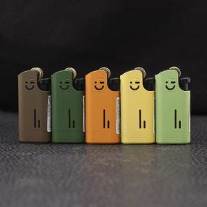 light .Metal . 5 color . kuat.boleh digunakan berulang kali.Unique mini lighter type perfect for parties and gifts.