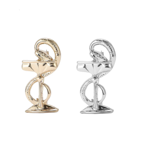 Exquisite Snake Brooch With Fine Details Alloy Construction Suitable For Trendsetters Seeking Individuality