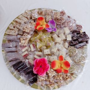 1Kg Kẹo 12-13 loại cao cấp Bến Tre-bánh mứt tết