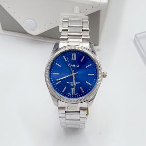 นาฬิกาข้อมือผู้ชายหน้าขีด ยี่ห้อหรู แถมกล่องคาสิโอ้