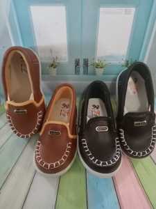 Sepatu Anak Slip On Rajut Varian Warna / Sepatu rajut anak terbaru