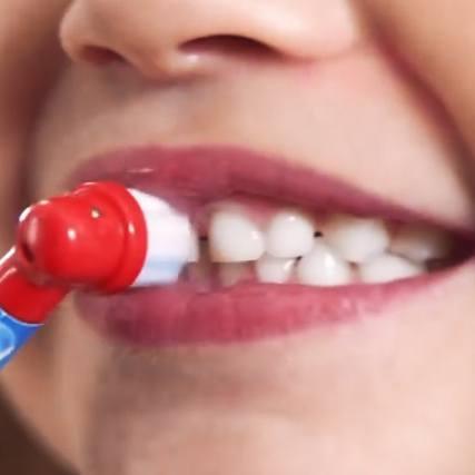 B%C3%A0n%20ch%E1%BA%A3i%20%C4%91%C3%A1nh%20r%C4%83ng%20%C4%91i%E1%BB%87n%20Oral-B%20Braun%20Sumizumi%20Clean%20Kids%20Pokemon%20-%20N%E1%BB%99i%20%C4%91%E1%BB%8Ba%20Nh%E1%BA%ADt%20B%E1%BA%A3n%20%20(6903148269473)%20(6903148269466)%20-%20Image%206