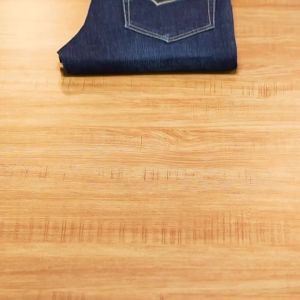 FE Playboy กางเกงยีนส์ผู้ชายฤดูใบไม้ผลิและฤดูร้อนแบบใหม่หลวมตรงธุรกิจยืดลำลองแมทช์ง่ายกางเกงขายาวไซส์ใหญ่