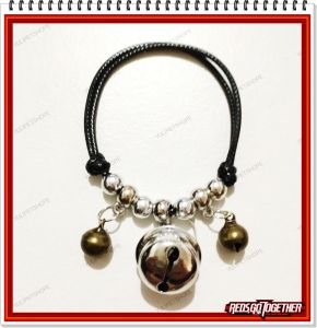 KALUNG KUCING 5 LONCENG ..SUARA NYA NYARING BGT..KALUNG TRBARU WARNA SELALU READY..UKURAN KALUNG ..UNTUK HEWAN KECIL ATAU HEWAN BESAR BISA DI GUNAKAN..KALUNG YANG UNIK DAN TRBARU