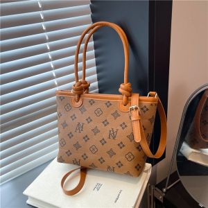 EchoBliss  กระเป๋าทรงจีบแบบใหม่พิมพ์ลายแฟชั่นอินเทรนด์สำหรับผู้หญิงกระเป๋าใส่สะพายข้างแบบสบายๆดีไซน์สไตล์ตะวันตกมีเอกลักษณ์เฉพาะตัว