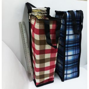 Túi giữ nhiệt cho bình nước chai thủy tinh đáy 10x10cm cao 35cm vải bố dù. tx103.