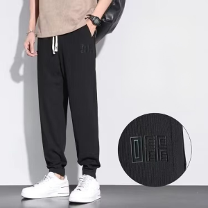 กางเกงผ้าไหมน้ำแข็งผู้ชาย ระบายอากาศได้ดี แห้งเร็ว และรู้สึกเย็นสบาย