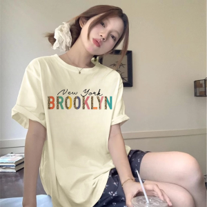 LC.TRADING   เสื้อยืดเเฟชั่นใหม่  ลายเเฟชั่นขายดี  เสื้อสีสันสดใส เนื้อผ้ามีคุณภาพ ใส่สบาย ระบายอากาศได้ดี B0073