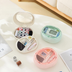 Practical magnetic needle and thread box