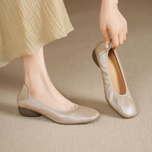 Comfortable Soft Leather Soft-Soled WomenS Shoes Round-Toe Flat Shallow Slip-On Shoes New Style Grandma Shoes Slip-On Shoes For Mothers