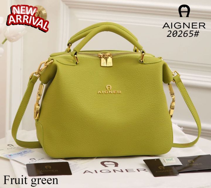 TAS BRANDED WANITA AIGNER ROMA Handtasche Gleeneagle Modeling