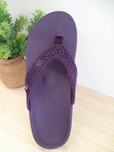 Dép Nữ Sức Khoẻ Spenco Yumi Cheetah Wine - Dép kẹp nữ cho phòng và giảm đau chân bàn chân vòm thấp