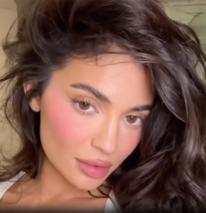 Kylie Cosmetics - Lip And Cheek Glow Balm [GIMMETHATGLAM]