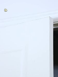 ตะขอเรียงยาวหลังประตู ที่แขวนกระเป๋า ที่แขวนเก็บของในบ้าน ที่แขวนเก็บของในหอพัก ชั้นเก็บของติดผนัง อุปกรณ์เก็บหมวก [ จัดส่งฟรี ]