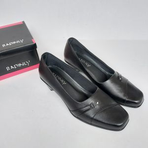 Sepatu Pantofel Kerja Wanita Kulit