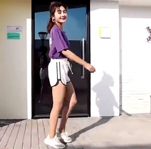 Womens Stylish Sports Shorts Comfortable Multi-Purpose Casual Pants for Outdoor Activities and Daily Wear