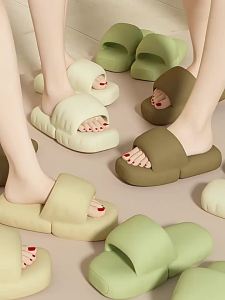 [Free Shipping] WomenS Thick-Soled Summer Outdoor Sandals Height-Increasing Soft-Soled Indoor Home High-Heeled Bathing Slippers