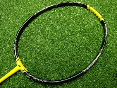 YONEX Nanoflare 1000Z 30Lbs (FREE STRING & GRIP)