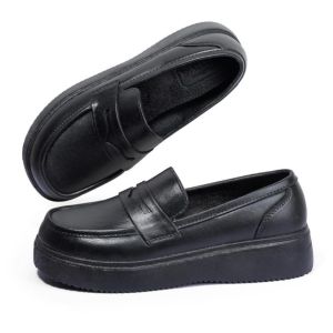 Womens fashionable black shoes Korean style trendy black shoes slip-on student black shoes rubber non-slip and waterproof black shoes suitable for wearing to school and work 0105523