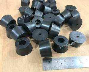 ยางฐานตู้ลำโพง (ราคาต่อแพ็คจำนวน 32 ตัว) รหัส C อุปกรณ์ตู้ลำโพง ยางอเนกประสงค์ วัสดุ PVC เกรดดี ขนาด 2.5x1.5x2.0mm แข็งแรงได้มาตรฐาน