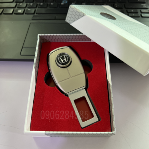 Chốt Vàng Cài Đai An Toàn Xe Hơi Thiết Kế Có Hộp Sang Trọng Nhiều Logo Các Hãng Xe