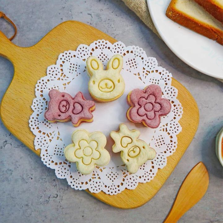 Cetakan%20Roti%20Tawar%20sandwich%20Bekal%20Anak%20Lucu%20Karakter%20Beruang%20Bunga%20Kelinci%20Bento%20Rice%20Mold%20-%20Image%207