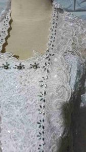 Set Kebaya Brukat Kutubaru: Keindahan Tradisional yang Modern