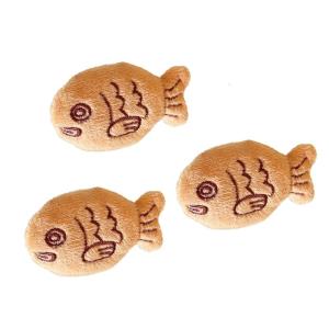 Novelty Lapel Pin Taiyaki Cartoon Fish Lapel Pin Brooch Photo Props Adorkable Fish Brooch Pin Furry Brooch
