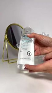 NƯỚC TẨY TRANG ENDOCARE HYDRACTIVE MICELLAR SOLUTION AGUA MICELAR 400ML - - Làm sạch lớp trang điểm một cách nhẹ dịu dùng được cả cho vùng da mắt và môi.  - Dưỡng ẩm da nhẹ không bị nhờn rít không gây khô da.