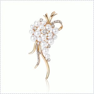Brooch Sparkling Light Temperament Chest Jewelry Pearl Grape Delicate Inlay Colorfast Durability