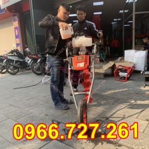 Máy khoan đất trồng cây có bánh xe máy đào hố