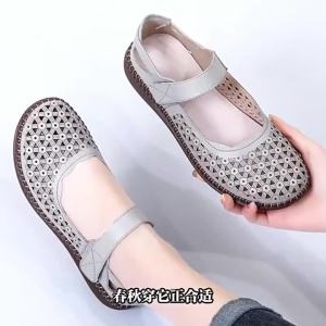 [Free Shipping] Womens Comfortable Soft Leather Shoes with Rubber Sole Hollow Flat Sandals Leather Shoes