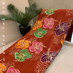 Exclusive Sarong Oh Sarong - ( Kain Batik Sarong ) - 100% Genuine Handmade Batik - Hand-Stamped