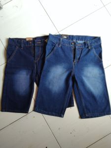 CELANA JEANS PENDEK JUMBO/CELANA JEANS PRIA/CELANA JEANS JUMBO