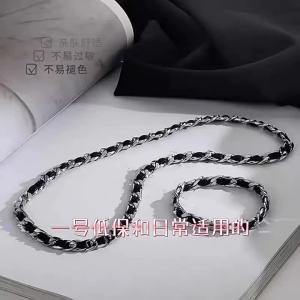 Gửi hàng từ Trung Quốc [2025] Vòng tay thiết kế da bằng thép titan mới cho nam vòng tay nam bằng thép không gỉ cao cấp trang sức hip-hop cho nam 042